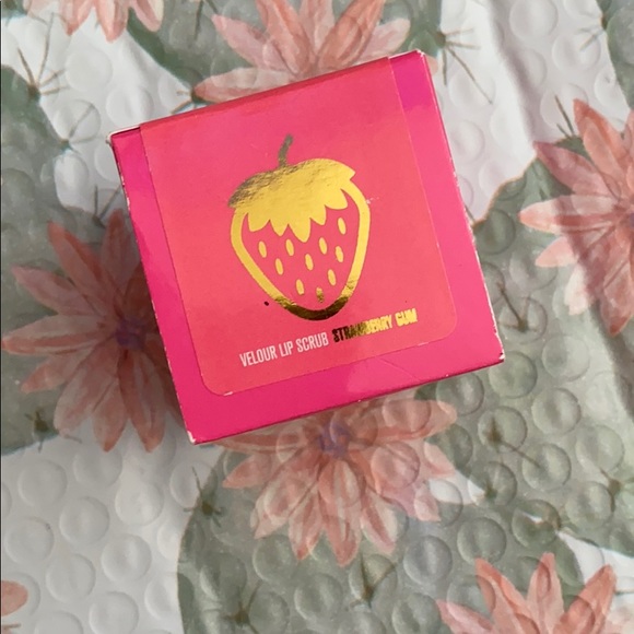 ❌SOLD❌Jeffree Star lip scrub